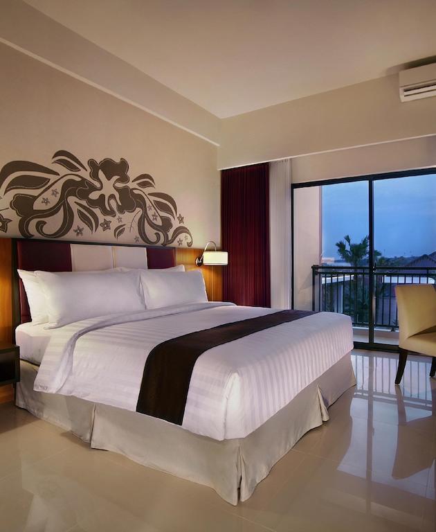 Aston Bojonegoro City Hotel Exterior photo